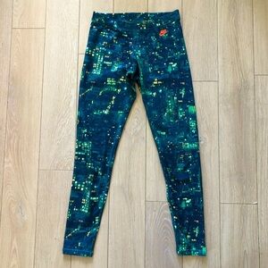 Nike RU City Print Leggings Size XS